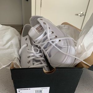 NIB, faux-leather Converse sneakers. EU 38.5/US 8